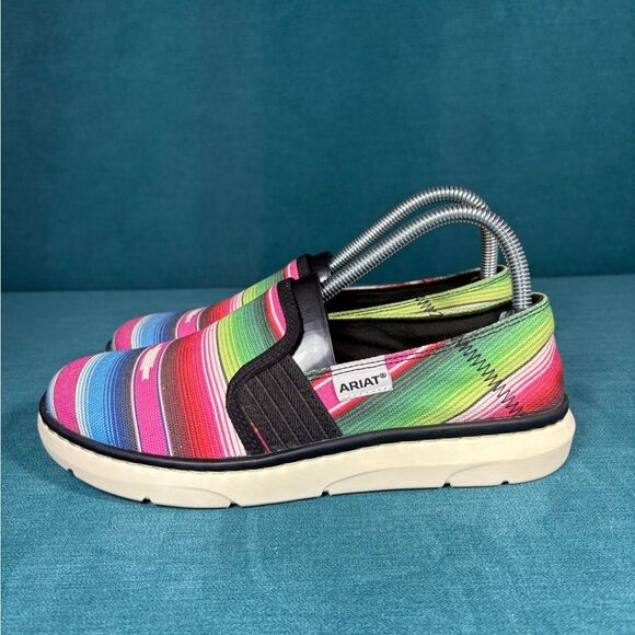 Size 7 - Women’s Ariat Multicolor slip on comfort shoes - Picture 1 of 9